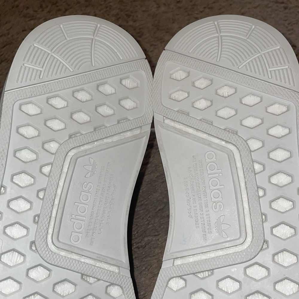 Adidas NMD_R1 J Core White Iridescent blue athletic youth/women shoes NWT - Picture 9 of 12